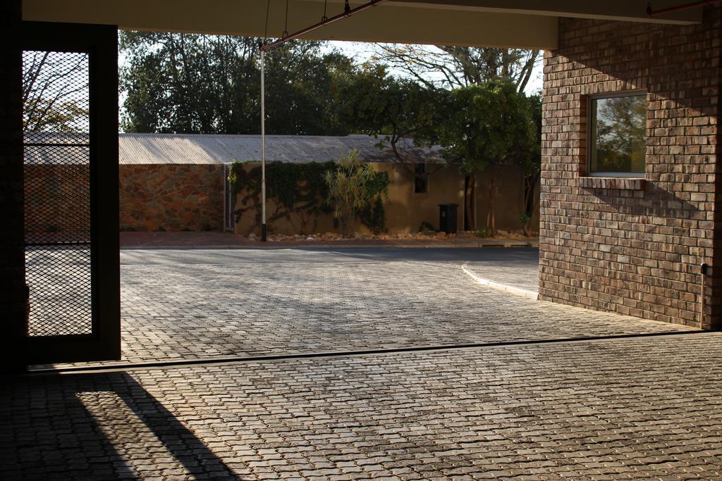 Eagle Views Windhoek Luaran gambar
